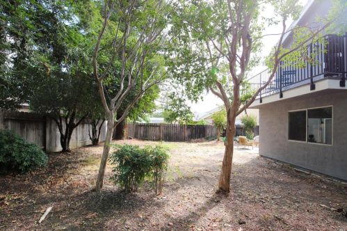 118 Oakmeade Ct, Vacaville CA exterior