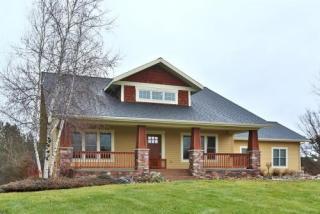 924 Coyote Ln, Hudson WI  54016-7068 exterior
