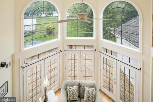 240 O St, Purcellville VA  20132-3002 exterior