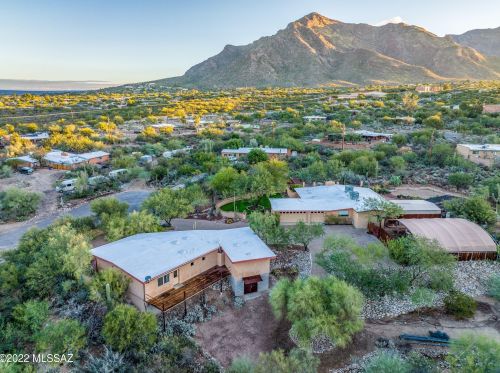 140 Montecello Ct, Tucson AZ exterior