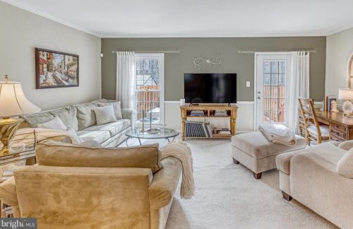 12331 Manchester Way, Woodbridge VA  22192-5174 exterior