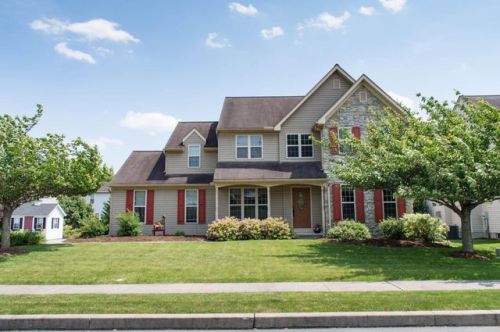 2420 Spring Valley Rd, Lancaster, PA 17601-2408