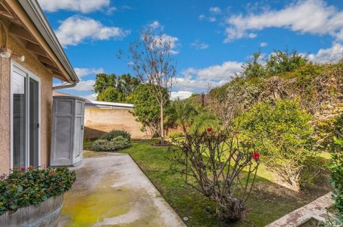 1915 Chateau Ave, Anaheim CA 92804-4409 exterior