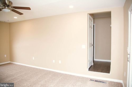 71 Honeysuckle Dr, Navy Sup Dpt PA 17050-3166 exterior