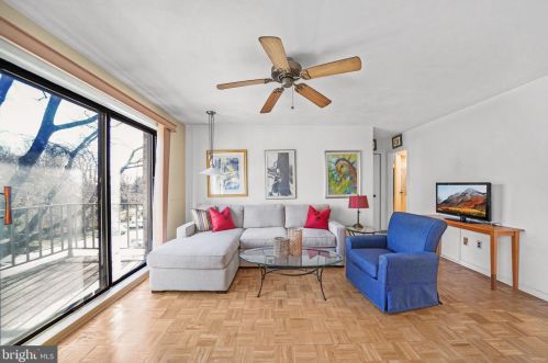 21 Dougherty Blvd, Glen Mills, PA 19342-1151