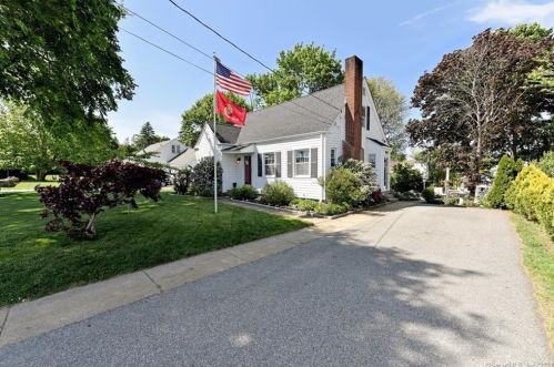 351 Norwich Ave, Colchester, CT 06415-1229