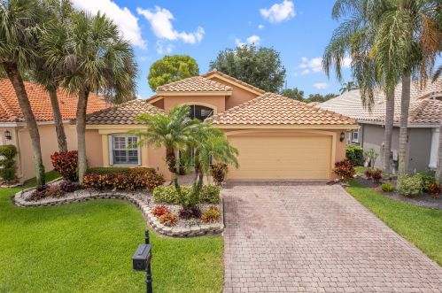 7798 Campania Dr, Boynton Beach, FL 33472-7366
