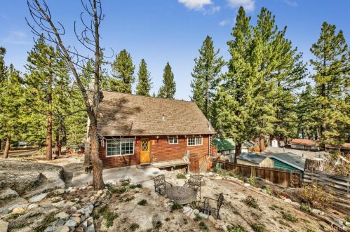 1860 F St, South Lake Tahoe, CA 96150-3630