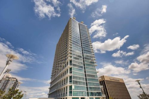 150 Robinson St, Orlando FL 32801-1618 exterior