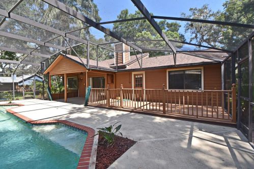 107 Frederick Ave, Lake Mary FL  32746-2811 exterior