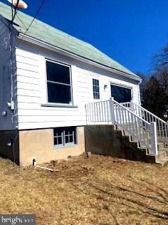 1208 Spruce St, Primrose, PA 17901-1417