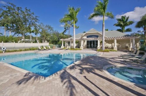 1615 Winding Oaks Way, Naples FL  34109-0478 exterior