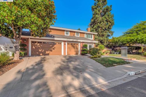 1042 Lomitas Ave, Livermore CA  94550-6436 exterior