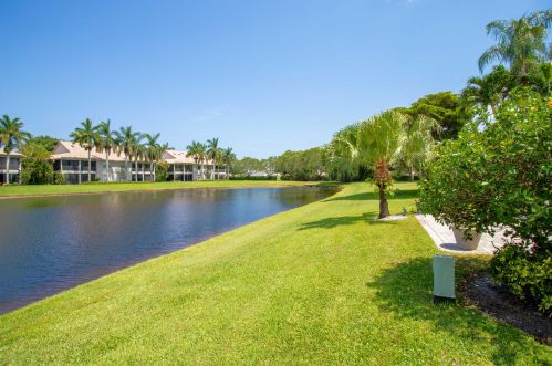16834 Knightsbridge Ln, Delray Beach, FL 33484-6993