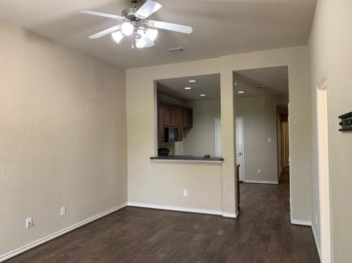 2107 Colby Ln, St Paul, TX 75098-6009