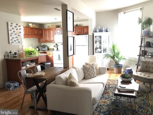 209 Hanover St, Fredericksburg, VA 22401-5949