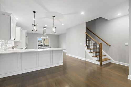 255 Wayne Ave, Cliffside Park NJ  07010-2608 exterior