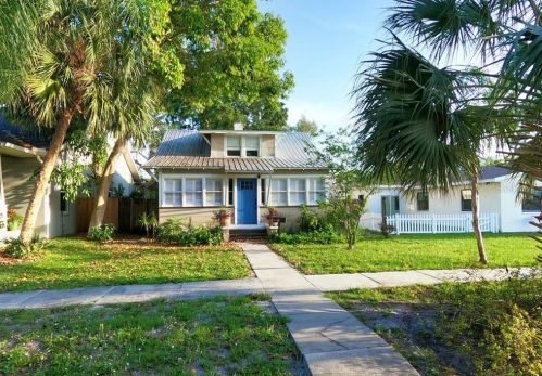 244 35th Ave, Saint Petersburg, FL 33704-1408
