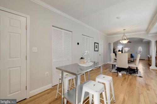 724 Columbia Rd, Washington DC 20001-3802 exterior