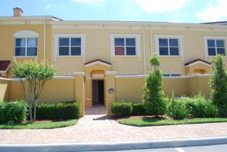 2562 Bella Vista Dr, Davenport FL  33897-3676 exterior
