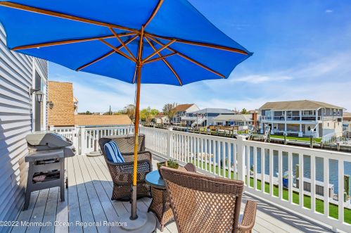 21 Halsey Dr, Bricktown NJ  08723-7510 exterior