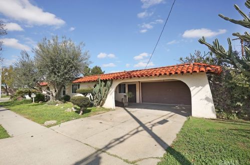 9505 Sunglow St, Pico Rivera, CA 90660-5544