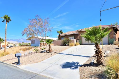 67110 Pasatiempo Dr, Desert Hot Springs, CA 92240-2722