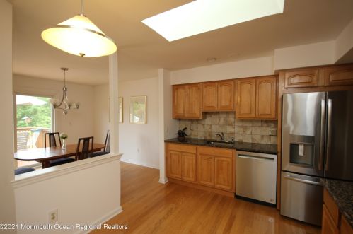 1 Redwood Dr, Tinton Falls NJ  07712-8711 exterior