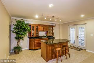 6849 Creek Crest Way, Springfield VA  22150-4609 exterior