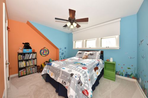 480 49th St, Milwaukee WI  53208-3664 exterior