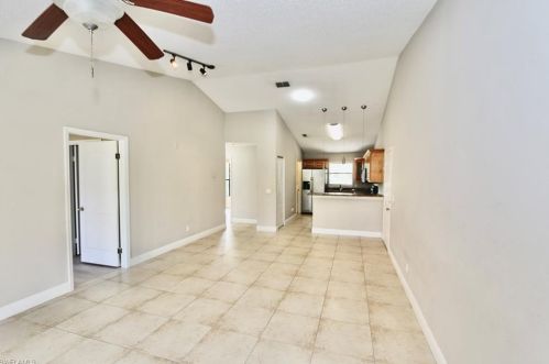 2082 Arbour Walk Cir, Naples, FL 34109-6852