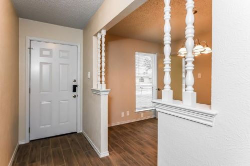 1849 El Paso St, Lewisville TX  75077-2713 exterior