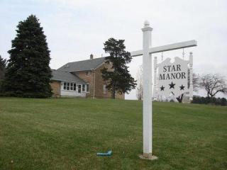 1450 Spring Valley Rd, Jackson, WI 53037-9723