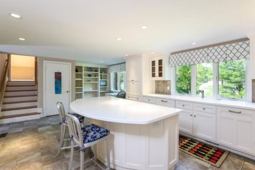 105 White Rock Rd, Yarmouth, MA 02675-2397