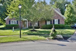 10804 Willow Lake Ct, Louisville, KY 40223-5105