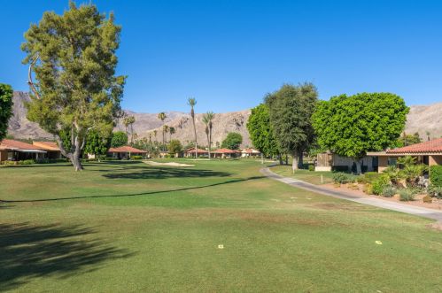 1 Palma Dr, Rancho Mirage CA  92270-3878 exterior