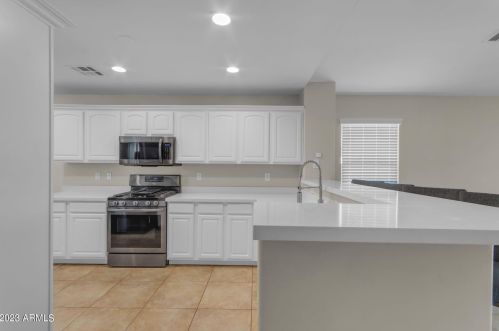 8302 Gross Ave, Tolleson AZ  85353-8953 exterior