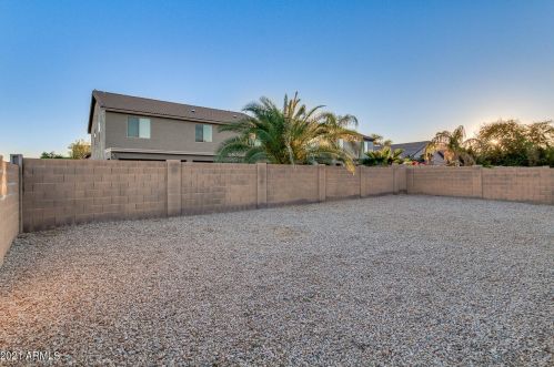 1637 Vineyard Plains Dr, Queen Creek AZ  exterior