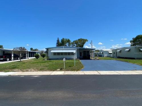 219 Independence Ave, Palm Harbor, FL 34684-1419