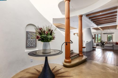 5 Owl Hill Ct, Orinda CA  94563-3441 exterior