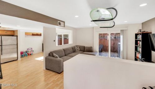 27503 Endeavor St, Calabasas CA  91301-3538 exterior