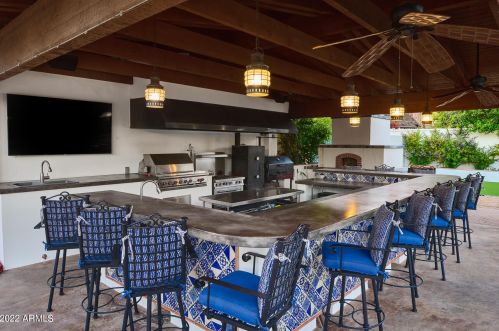 4401 61 St, Scottsdale AZ 85254-1914 exterior