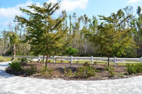 8563 Juneau Ct, Saint James City FL  33956-0032 exterior