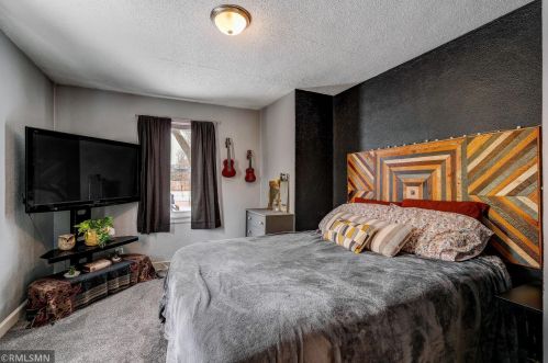 411 5th Ave, Saint Cloud MN 56301-4392 exterior