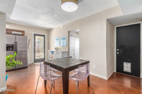 1416 Cactus Wren Dr, Phoenix AZ 85051-8107 exterior