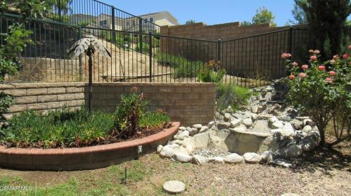 1004 Poplar Ct, Simi Valley CA 93065-6015 exterior
