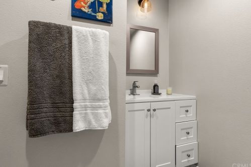 790 Micmac Dr, Placentia CA  92870-1622 exterior