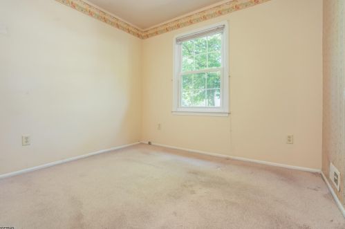 34 Bristol Ave, Flemington NJ  08822-1814 exterior