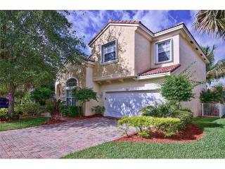 1954 74th Way, Hollywood FL  33024-1065 exterior