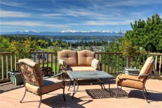 37779 Vista Key Dr, Hansville, WA 98340-9730